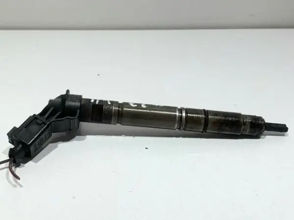 Injector 059130277CD Audi A4 (2007-2011) [8K2, B8] 3.0 tdi clab , cla , crc, cnrb,cjga