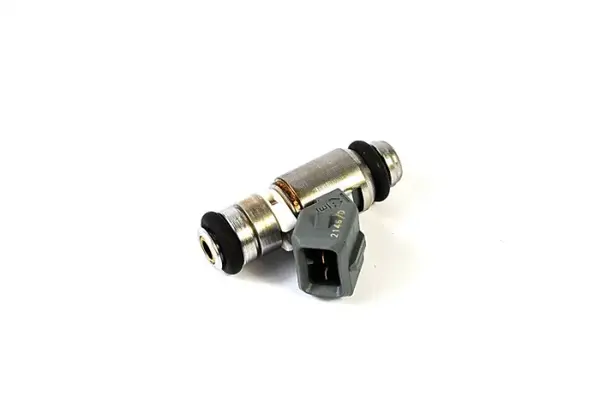 Injector CITROEN BERLINGO, XANTIA, XSARA; PEUGEOT 406, PARTNER 1.8 intre 1995-2004