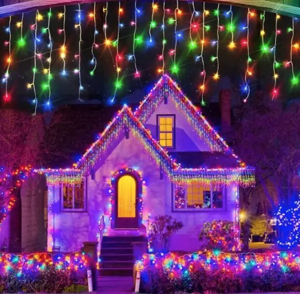 Instalatie 12 metri MULTICOLOR 300 LED tip turturi franjuri
