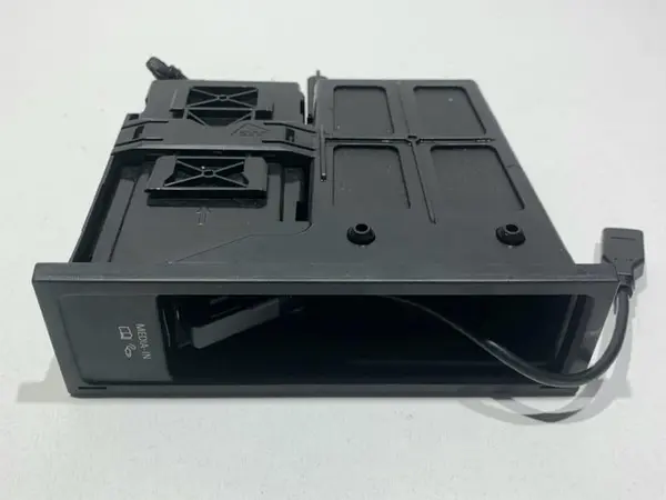 Interfata multimedia 5N0035341E Volkswagen Golf 6 (2008-2013)