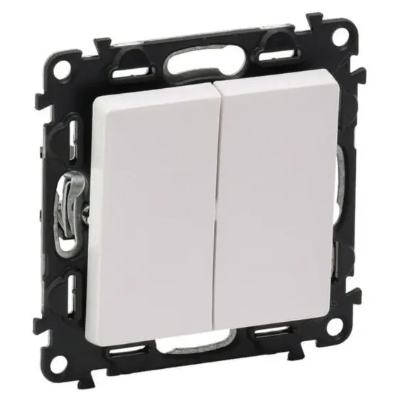 Intrerupator cap-scara dublu Legrand 752108, 10AX, 250V, IP20, 10A, alb