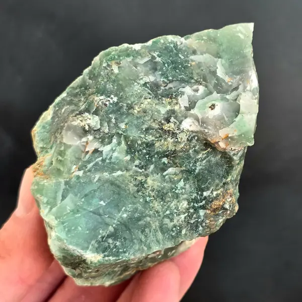 Jad verde piatra bruta model 2A