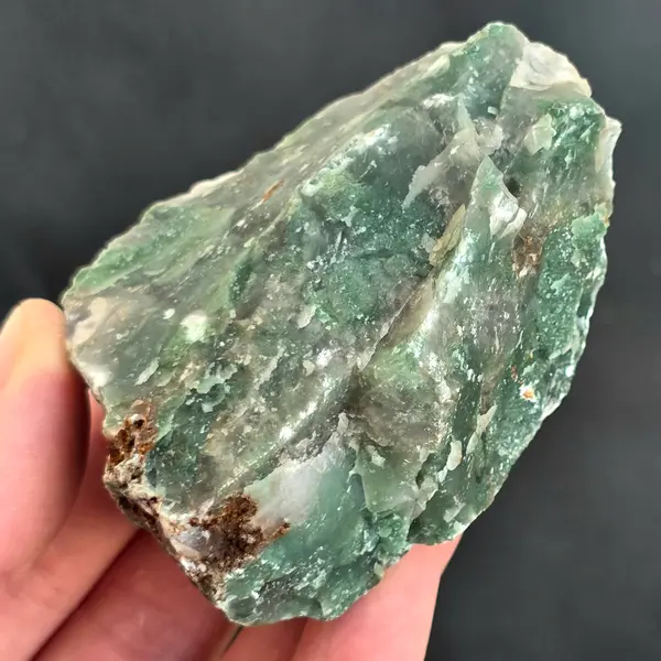 Jad verde piatra bruta model 8A