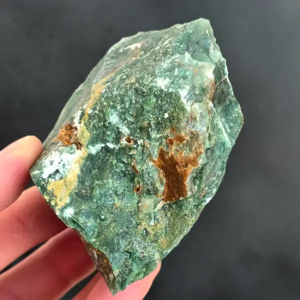 Jad verde piatra bruta model m32