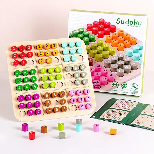 Joc Sudoku Montessori din lemn cu cifre colorate si carduri de provocare
