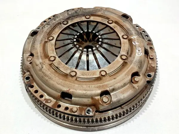 Kit ambreiaj sachs (volanta masa simpla) 04L141025F Volkswagen Caddy 4 (2015-2020) 1.6 tdi DDYA
