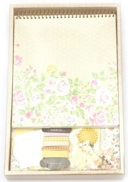 Kit de album creativ Em Art - Pearl Paper, trandafir, 16.5 x 19 cm (9 Coli)