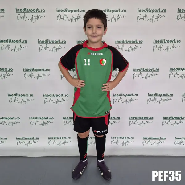 Kit echipament fotbal copii Patrick EF35 2XS, VERDE CU NEGRU