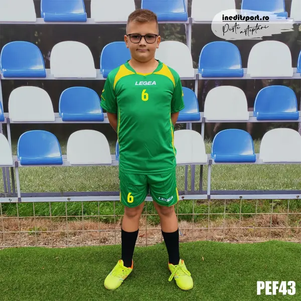 Kit echipament fotbal copii si adulti personalizabil EF43 3XS
