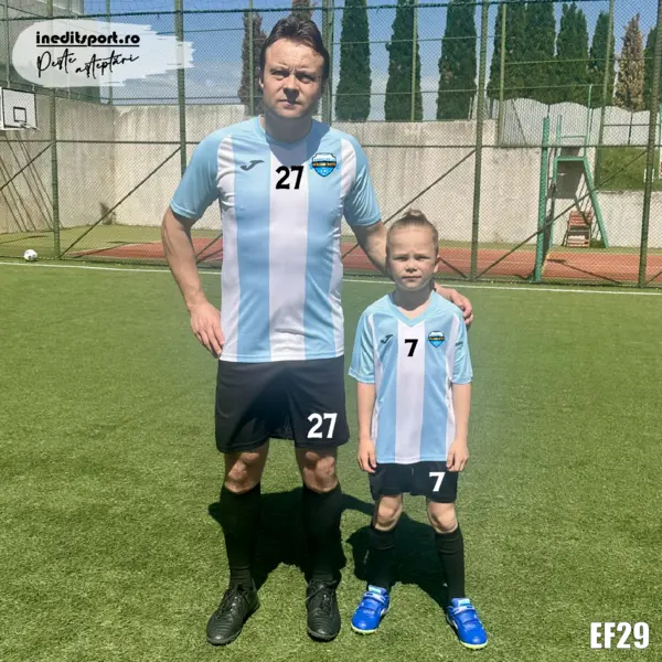Kit echipament fotbal copii si adulti personalizat PEF29 6XS-5XS, Tricou albastru deschis, sort negru