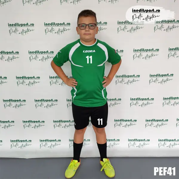 KIT Echipament fotbal copii si adulti personalizat - PEF41 2XS, Tricou verde, sort negru