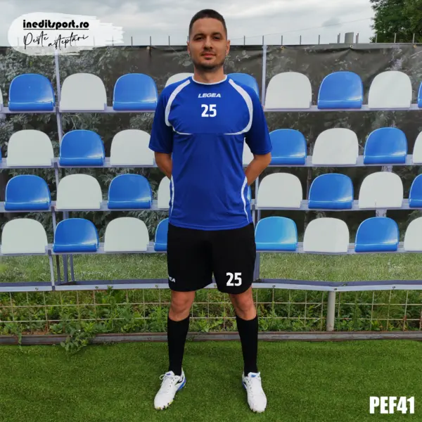 KIT Echipament fotbal copii si adulti personalizat - PEF41 XL, Tricou albastru, sort negru