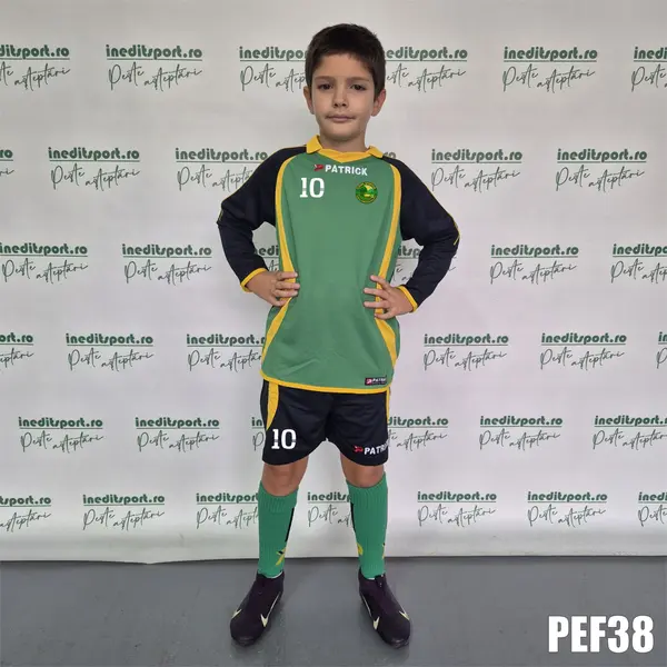 Kit echipament fotbal maneca lunga copii Patrick EF38 2XL, VERDE CU BLEUMARIN