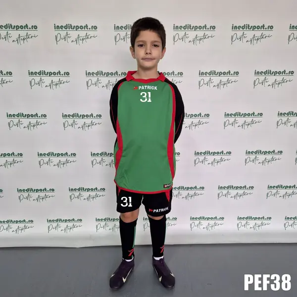 Kit echipament fotbal maneca lunga copii Patrick EF38 2XS, VERDE CU NEGRU