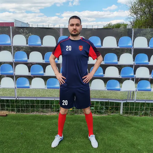 KIT Juve - 2 tricouri si sort - EF11 Rosu-Bleumarin, 16 Ani