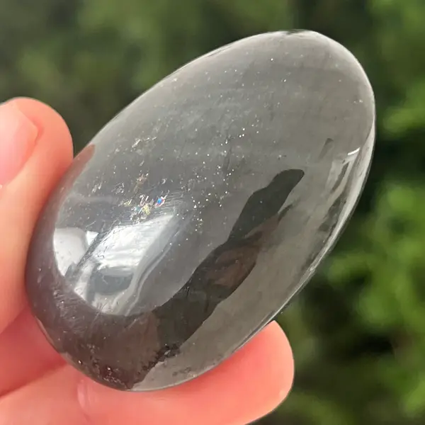 Labradorit palm stone din Madagascar model 10