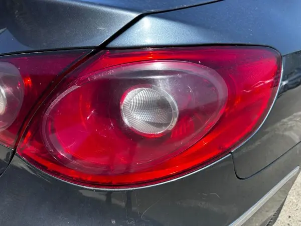 Lampa spate dreapta aripa 3C8945096D Volkswagen Passat CC (2008-2012)
