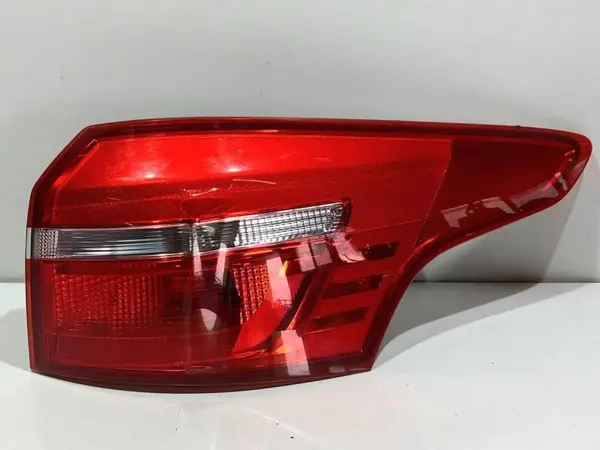 Lampa spate dreapta aripa F1EB-13404-D Ford Focus 3 facelift (2013-2018)