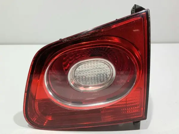 Lampa spate dreapta haion 5N0945094C Volkswagen Tiguan (2007-2011)