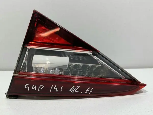 Lampa spate dreapta haion led 3V5945308E Skoda Superb 3 (2015-2019)