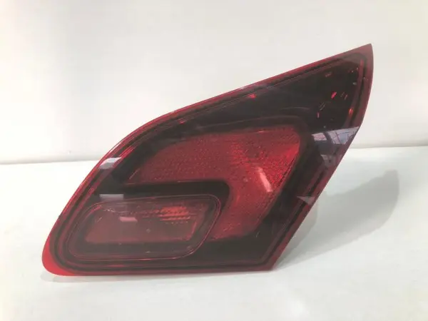 Lampa spate dreapta haion Opel Astra J (2009-2012)