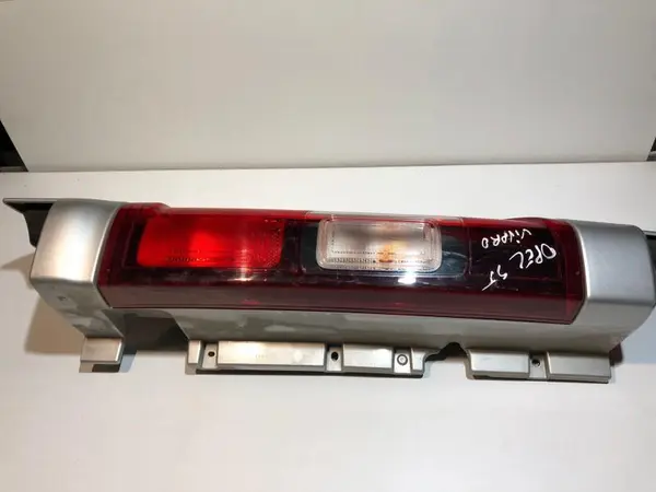 Lampa spate stanga 265a61090r Opel Vivaro (2012->)