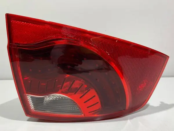 Lampa spate stanga aripa 3R5945095D Seat Exeo (2008-2013)
