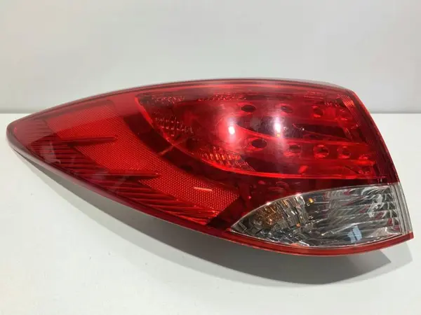 Lampa spate stanga aripa 92401-2Y000t Hyundai ix35 (2010-2013)