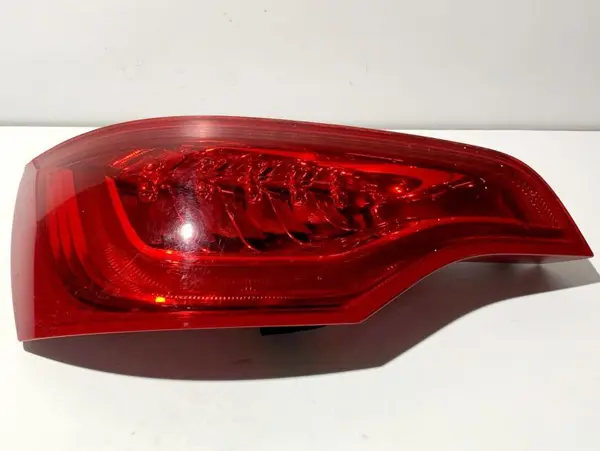 Lampa spate stanga aripa led cu defect 4L0945093F Audi Q7 facelift (2010-2015) [4L]