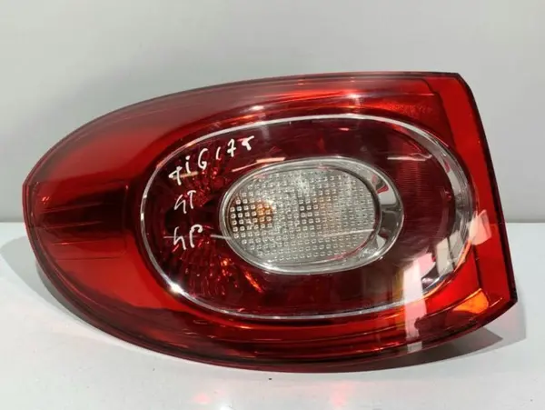 Lampa spate stanga aripa Volkswagen Tiguan (2007-2011)
