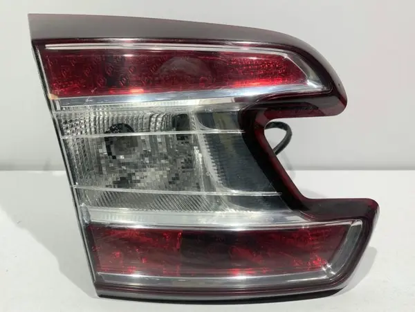 Lampa spate stanga haion 265550028R Renault Megane 3 (2008-2012)