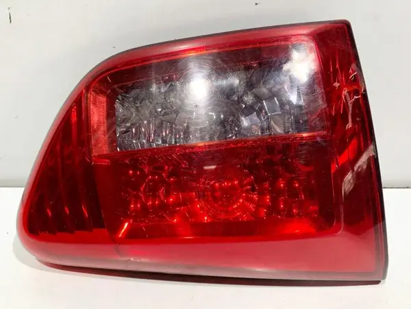 Lampa spate stanga haion (cu defect) Peugeot 4007(2007-2009)