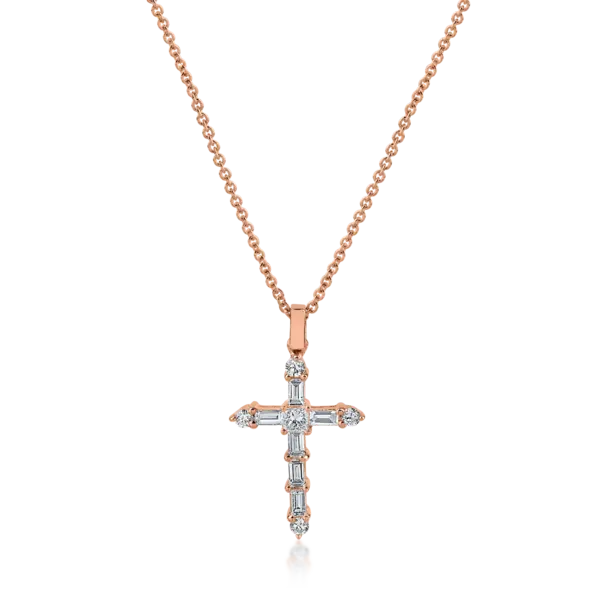 Lant cu pandantiv cruce din aur roz cu diamante baguette, princess si rotunde de 0.4ct