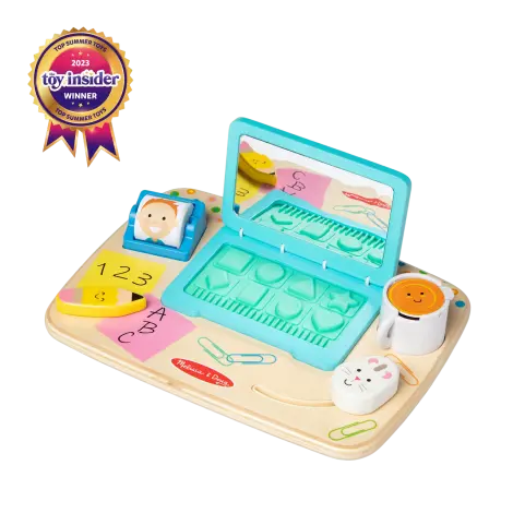 Laptop din lemn de jucarie pentru toddleri