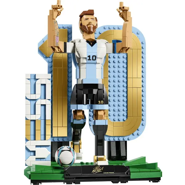 LEGO® Set de constructie LEGO Editions - Lionel Messi – Legenda a fotbalului 43015, Jucarii pentru Copii, Jucarii pentru Baieti, Decoratiuni pentru Living, Idee de Cadou pentru Copii, 958 piese, Varsta 12 ani, Multicolor