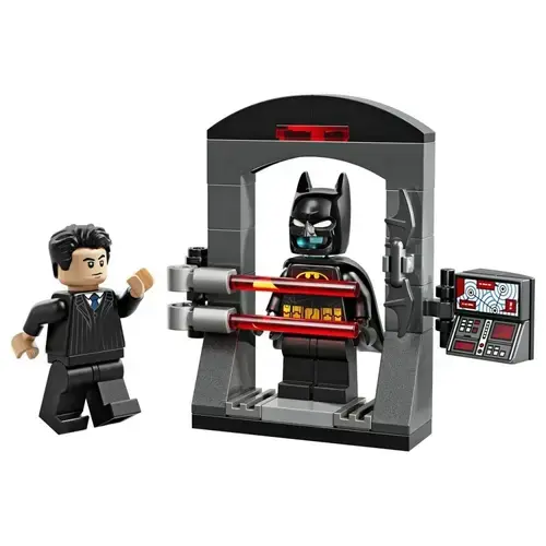 Lego Super Heroes - Batman Bruce Wayne si Batcostumul 30726, 35 de piese