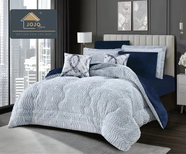 Lenjerie de pat cu Pilota Inclusa, Jojo Home, Cearceaf cu Elastic, 6 Piese, Blana de Iepure Artificiala si Catifea, Alb cu Bleumarin