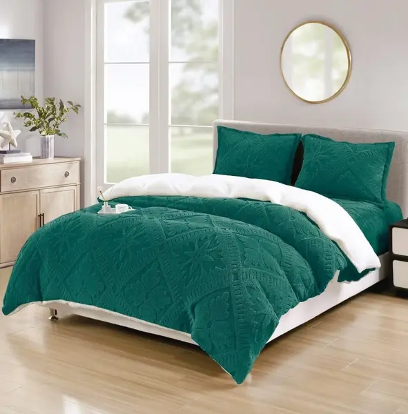 Lenjerie de Pat Dublu, CoCoLiNo Ultra Pufoasa, cu Blanita Sherpa Alba, 4 piese, Cearsaf cu ELASTIC, Model Traditional 3D, Verde
