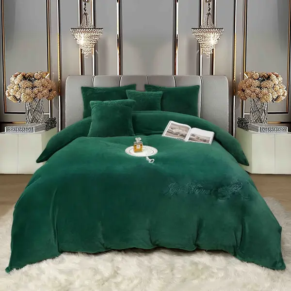 Lenjerie de pat, Soft Touch, Jojo Home, cu Blanita Short Hair, Rabbit, 200x230 cm, 6 piese, Verde Smarald