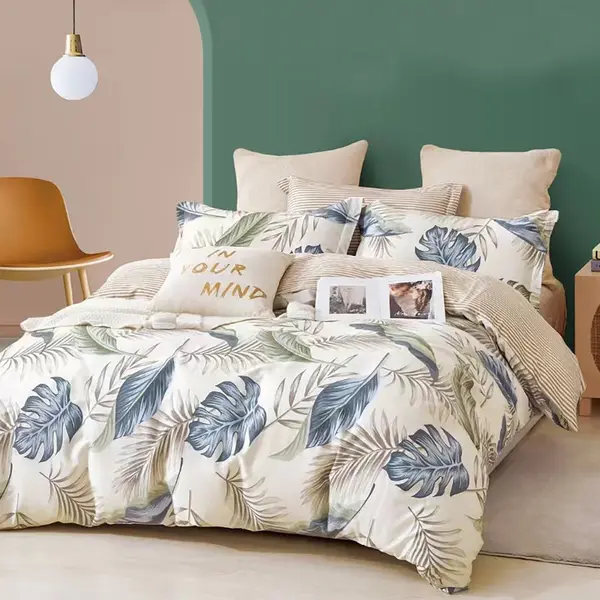 Lenjerie de pat Somnart Percale cu 4 piese, cearceaf pat clasic 240 x 260 cm, cearceaf pilota 200 x 230 cm si 2 fete perna 50 x 70 cm model pene