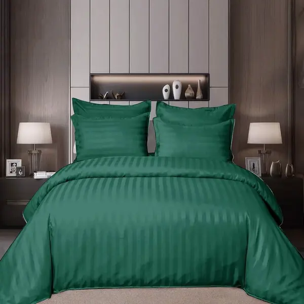 Lenjerie HoReCa, pat dublu, Damasc Finetat Deluxe cu Elastic, 6 piese, Pucioasa, Verde