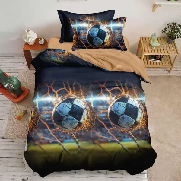Lenjerie pat 140x200cm, FINET, 4 piese, cu ELASTIC, Verde, Maro, mingii de fotbal