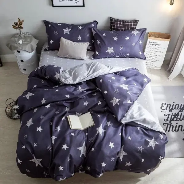 Lenjerie pat dublu bumbac satinat - 3 Bucati 219 Lei - Bleumarin stelute