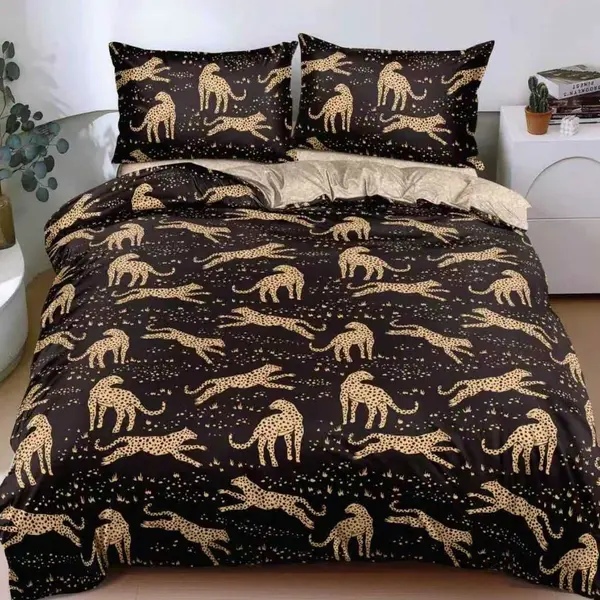 Lenjerie Pat Dublu Cu Elastic Bumbac Satinat - 3 Bucati 219 Lei - Negru Leopard