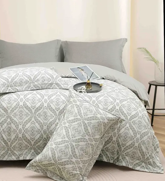 Lenjerie pat dublu, FINET DeLuxe, 6 piese, cu ELASTIC, Jojo Home, Cutie Eleganta, Gri, Model Elegant
