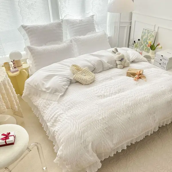 Lenjerie pat dublu, Soft Touch CREPONAT DELUXE, 6 piese, Jojo Home, Alb