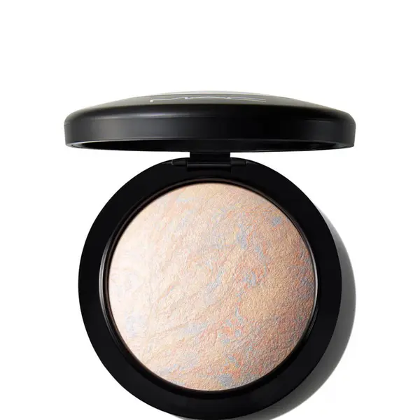 MAC Mineralize Skinfinish Highlighter - Lightscapade