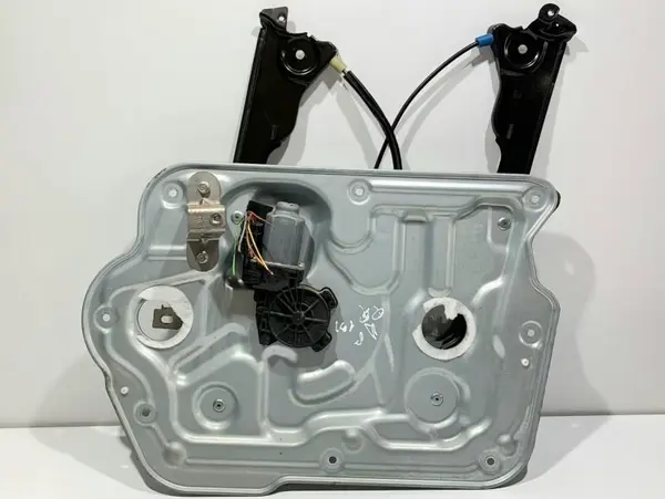Macara geam electric cu motoras dreapta fata Nissan Qashqai facelift (2010-2013) [J10]