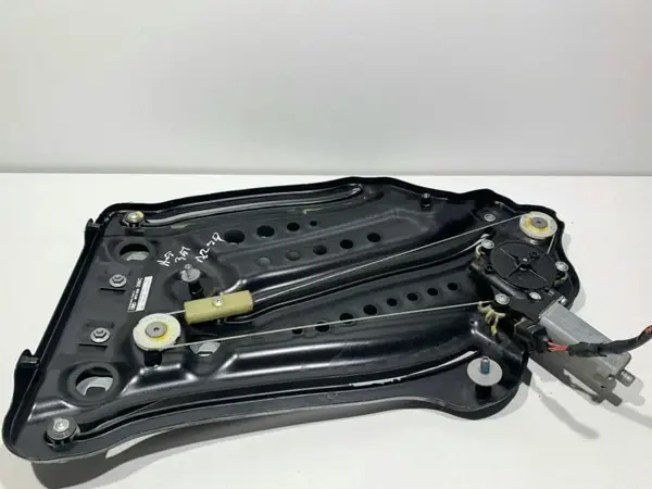 Macara geam electric cu motoras dreapta spate 8F0839398C Audi A5 (2007-2011) [8T3]
