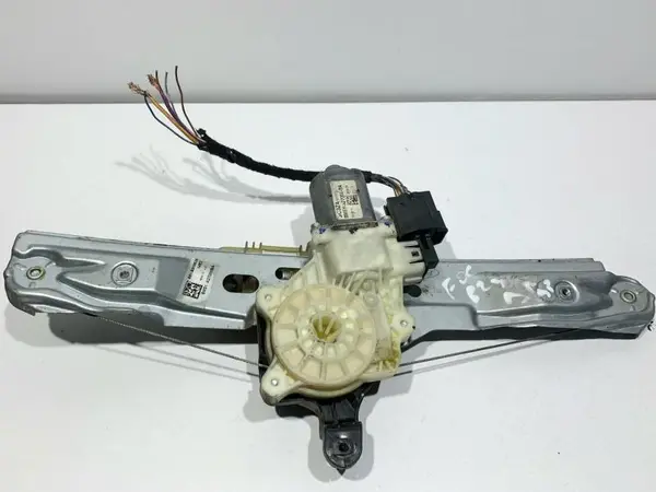 Macara geam electric cu motoras dreapta spate BM51-A27000-BA Ford Focus 3 (2011-2015)